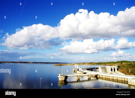 Alqueva Dam Banque De Photographies Et Dimages Haute R Solution Alamy