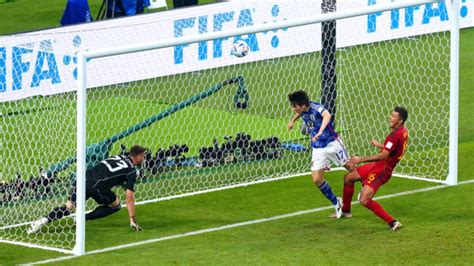 España Japón La Selección Española Sufre Para Clasificarse A Los