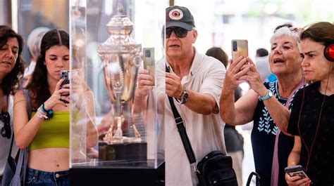 La Copa España Libre celebra su 87 aniversario en el Mercat del