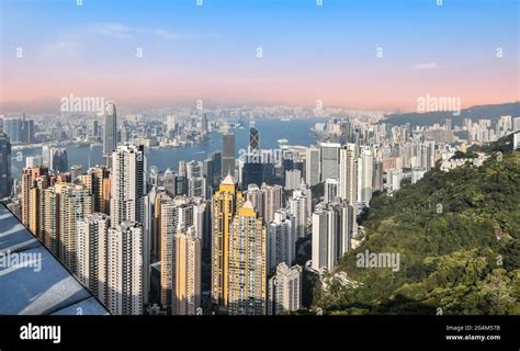 Victoria Harbour Hong Kong Sunset Hi Res Stock Photography And Images