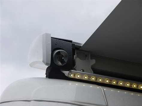 Thule Omnistor Led Strip Fixierung Volkmer24