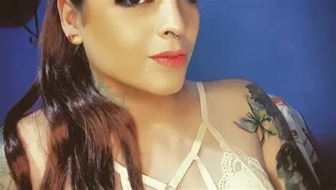 Nicole Plays With Her Ass And Explodes Cum XHamster