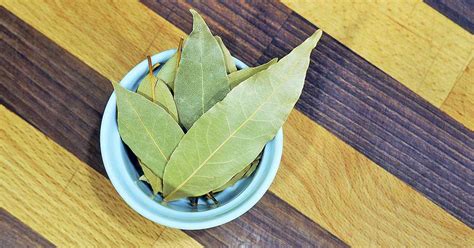 How To Use Bay Leaves In Cooking For A Sweet Woodsy Flavor Foodal