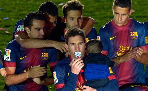 Images Messi Brings His Adorable Son Thiago To Barcas Celebrations