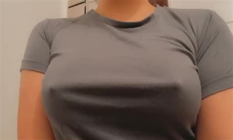 At My Friend House And Horny L Wanna Sneak Out And F Send Nude Selfie