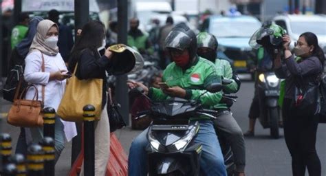 Musim Hujan Rawan Kecelakaan Bisakah Pengguna Transportasi Online