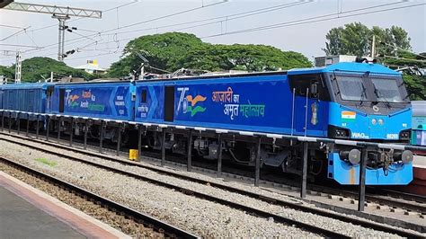 Indian Railway S Most Powerful Locomotive WAG 12B Arrives At Bangalore