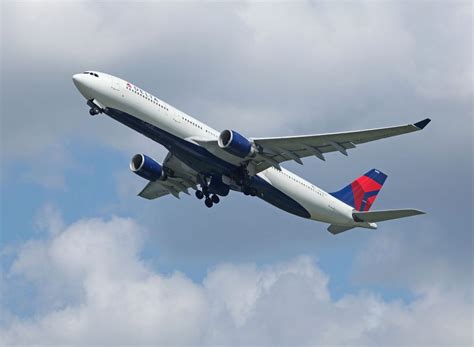 Delta Air Lines Fleet Airbus A Details And Pictures