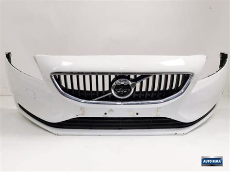 Volvo V40 Front Bumpers Stock