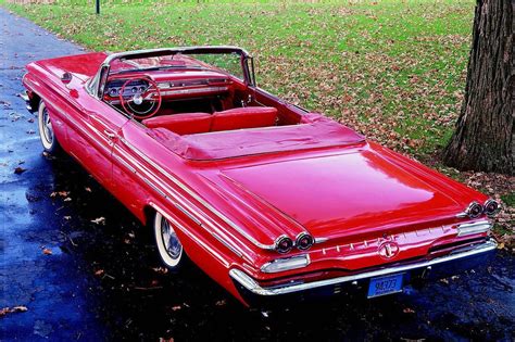 Cars Like The 1960 Pontiac Bonneville Were Fast But Expensive The