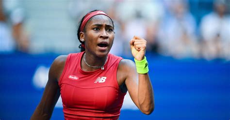 Gauff fights off Wozniacki to make US Open quarterfinals