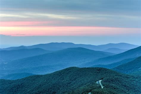 Premium Photo Sunset Along The Shenandoah Valley And Blue Ridge