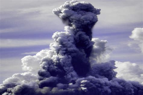 edurefer: PROJECT natural disasters --- Volcanic eruptions