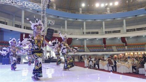 Desember Balikpapan Manuntung Festival Art Dan Bagenjoh Resmi