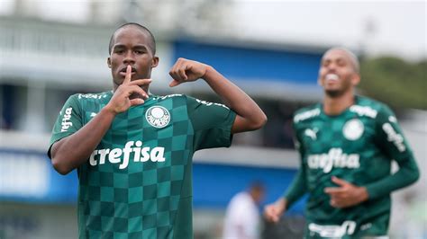 Endrick no Mundial Técnico do Palmeiras abre o jogo sobre situação do