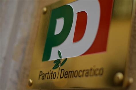 Il Tesseramento Pd Ad Avellino Vale 100mila Euro Record Per L Irpinia