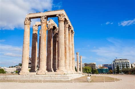 Le Temple De Zeus Olympien Ou L Olympieion Ou Colonnes De Zeus Olympien