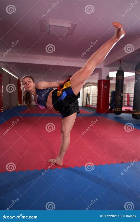 Kickboxer Girl Shadow Boxing Stock Image Image Of Foot Adult 172282113