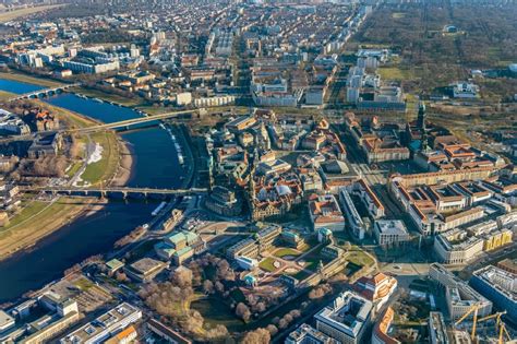 Dresden Von Oben Stadtzentrum Im Innenstadtbereich Am Ufer Des