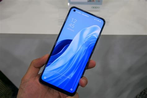 Oppo「reno7 A」、「reno5 A」とどこが違う？ ケータイ Watch