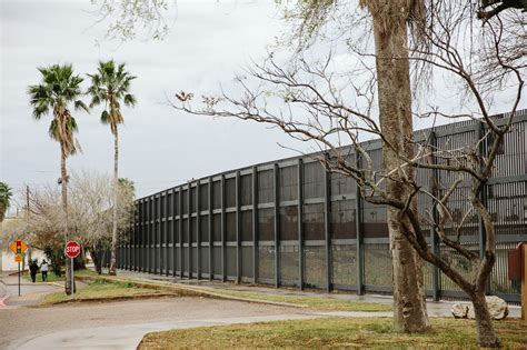 How Crossing the Bridge to Matamoros Got Complicated - The New York Times