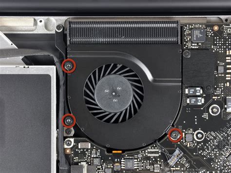 MacBook Pro 15 Unibody Mid 2009 Right Fan Replacement IFixit