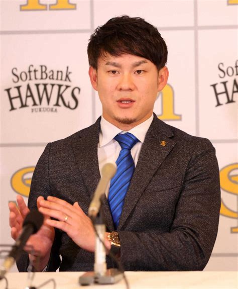 ソフトb・牧原大 生涯ホークス宣言 年俸1億円の3年契約 来季fa取得も「福岡で終わろうと」― スポニチ Sponichi Annex 野球