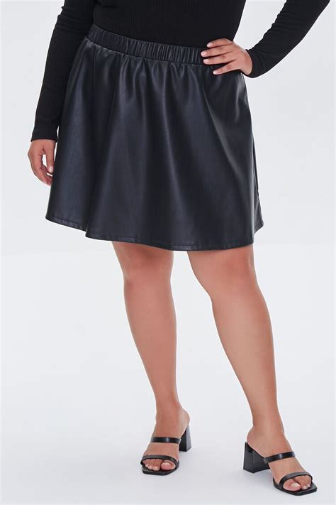 Plus Size Faux Leather Mini Skirt