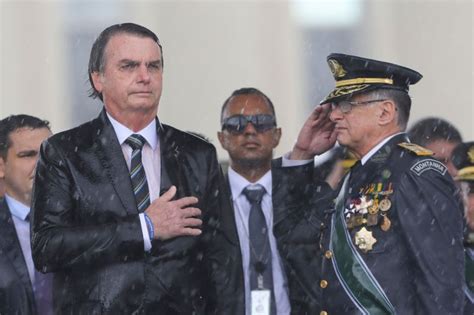 Bolsonaro Nomeia Indicado De Lula Para O Comando Do Exército