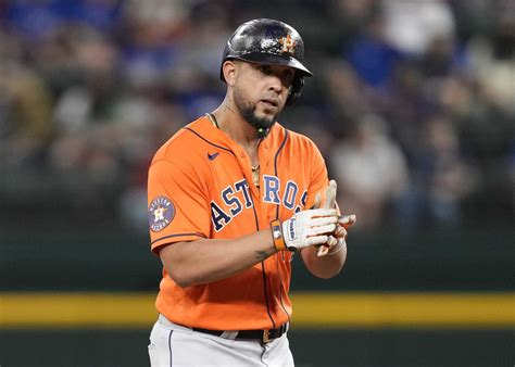 Yes Astros Jose Abreu Stopped At Buc Ees After Game 5 Of Alcs