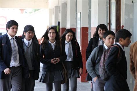 Castro Uso De Uniforme Escolar No Es Obligatorio Radio Chiloe And Mrg