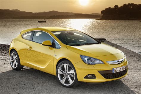 2012 Opel Astra GTC Coupe Unveiled At Frankfurt Show PerformanceDrive