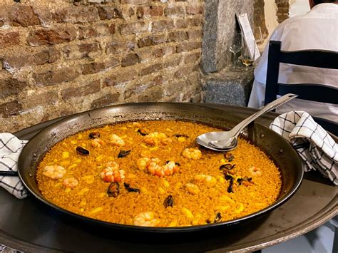 Best Paella in Madrid: Top 9 Restaurants and Mistakes to Avoid! — Walk and Eat Spain