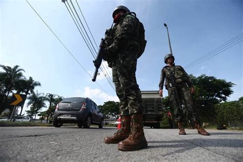 Militares preparam saída do Rio e montam Plano de Segurança Turística