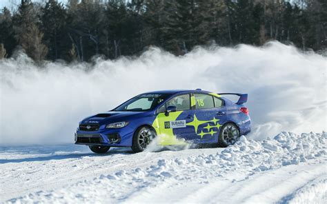 Subaru Winter Experience Un Fun Noir Sur La Glace Bleue Guide Auto