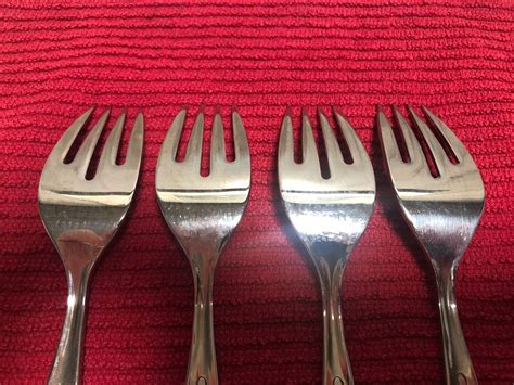 Set Of Oneida Venetia Salad Forks Community Stainless Flatware