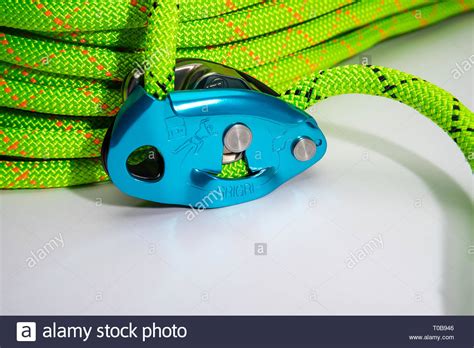 49 Petzl Backgrounds Wallpapersafari