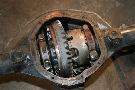 1976 1981 Cj7 Cj5 Dana 44 Rear Axle Pirate4x4com 4x4 And Off Road