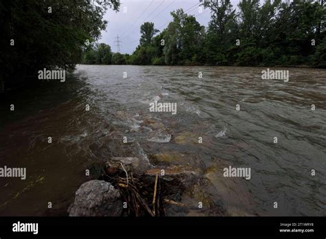 river  floating water  natural watercourse  landscape