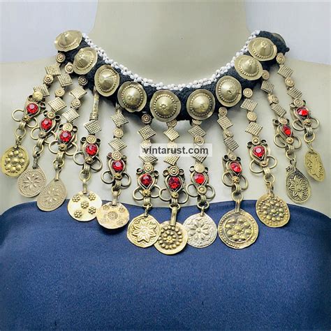 Boho Choker Necklace With Dangling Tassels Vintarust