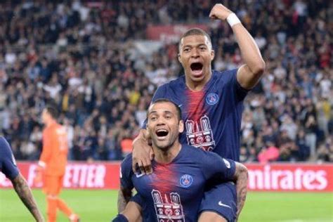 Cetak 32 Gol Mbappe Dinobatkan Jadi Pemain Terbaik Ligue 1