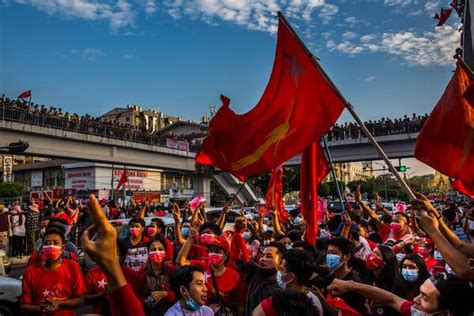 As Bullets and Threats Fly, Myanmar Protesters Proudly Hold the Line ...