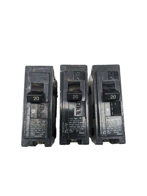 Lot Of 3 20a 1 Pole Circuit Breakers Murray Type Mp T 2 And Siemens Qp 1 Ebay