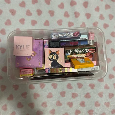 Makeup Depop