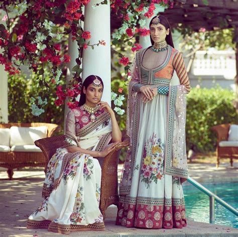 These Sabyasachi Sarees Are a Must Buy for Every Bride-To-Be to Turn ...