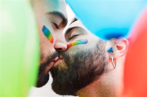 Free Photo Gays Kissing With Eyes Closed