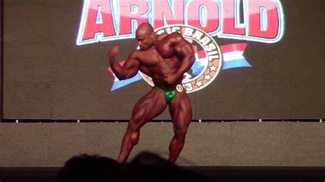 Fred Smalls Posing Routine At The Arnold Classic Brasil Youtube