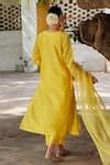 Buy Yellow Chanderi Silk Embroidered Floral Square Straight Kurta