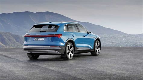 Audi Q6 E Tron 1er Suv 100 électrique Chez La Marque Aux Anneaux