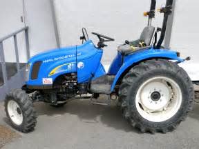 Fiche Technique Tracteur New Holland TC31DA